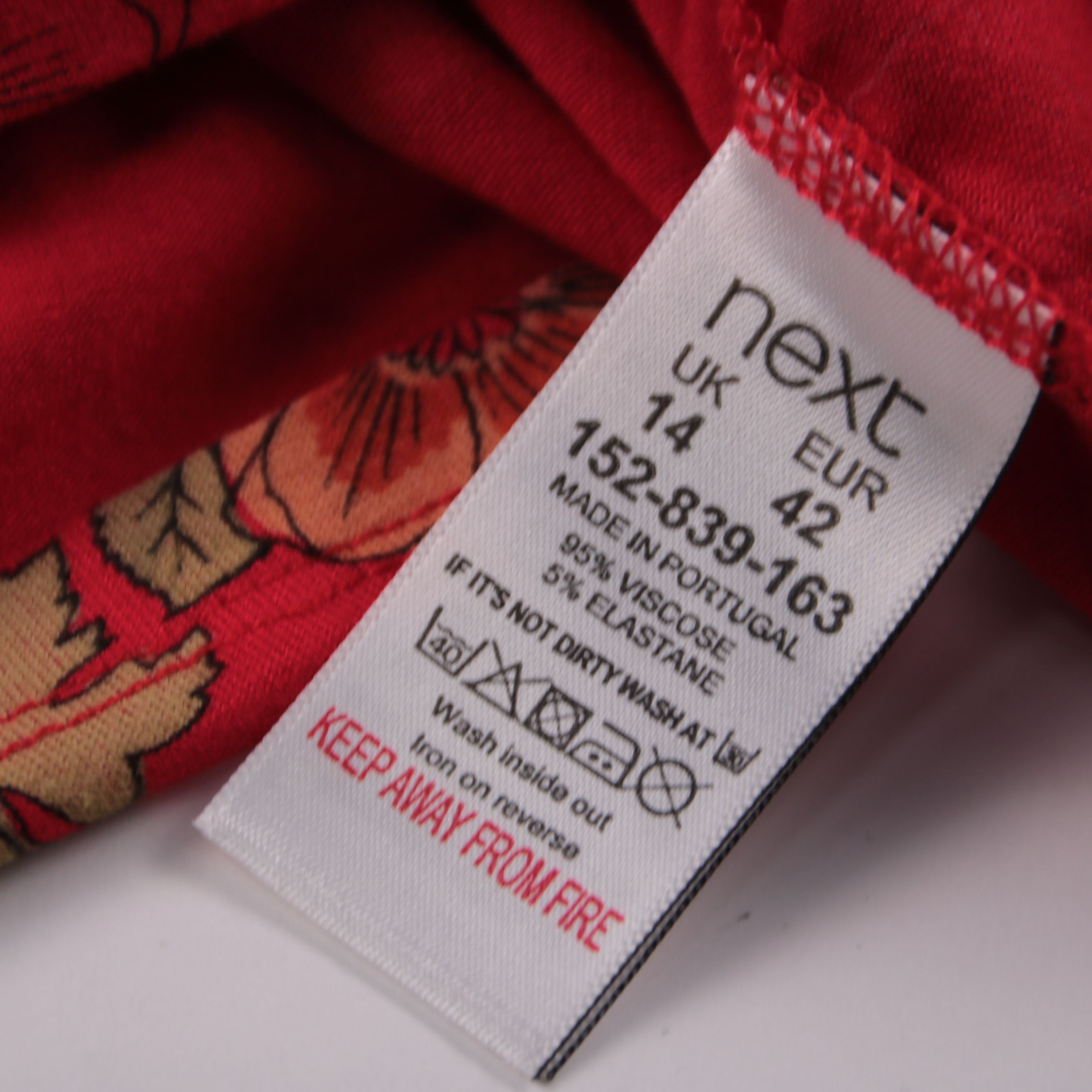 250202191-b